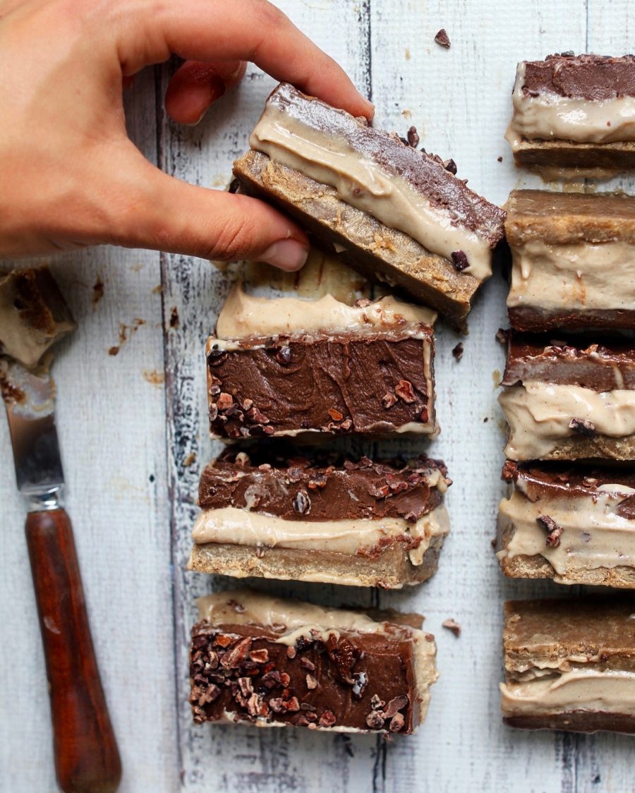 MACAdamia Caramel Slice