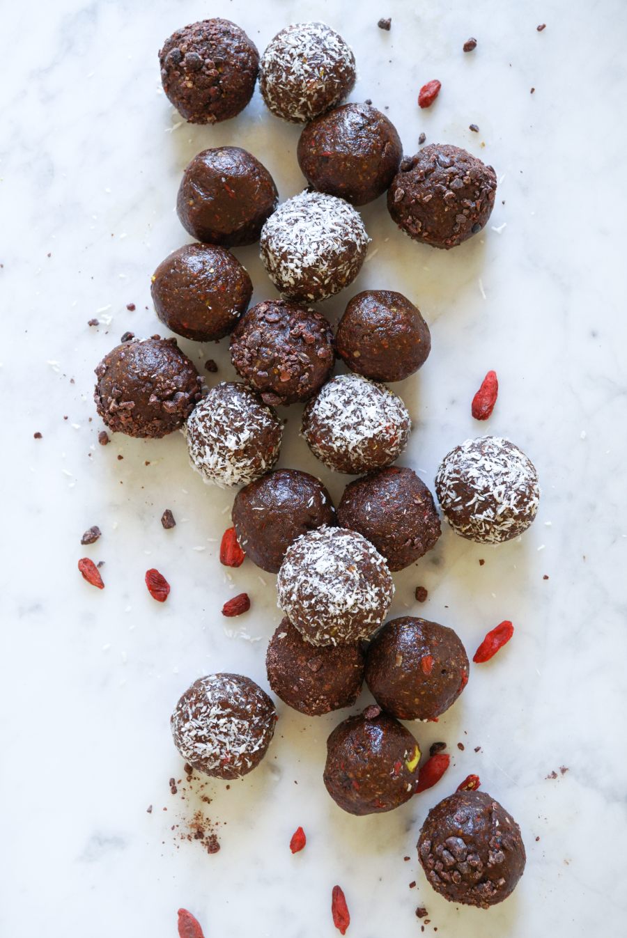 Cacao, Goji, Pistachio & Almond Balls
