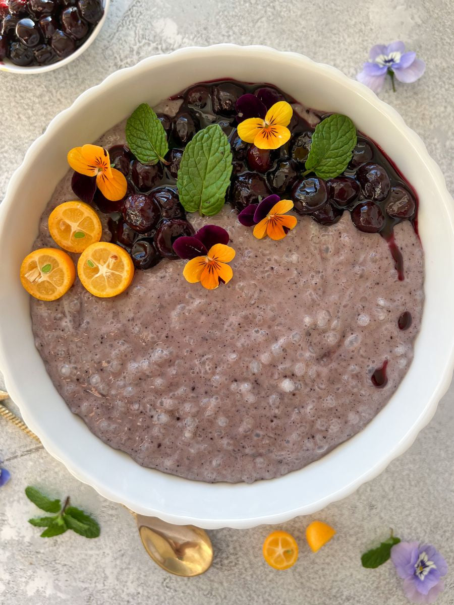 Acai and blueberry tapioca pudding