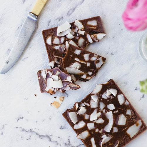 Maca coconut crunch raw chocolate